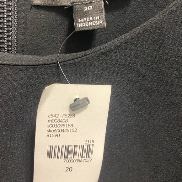 COPY - Lane Bryant Black Jumpsuit NWT - Picture 7 of 7